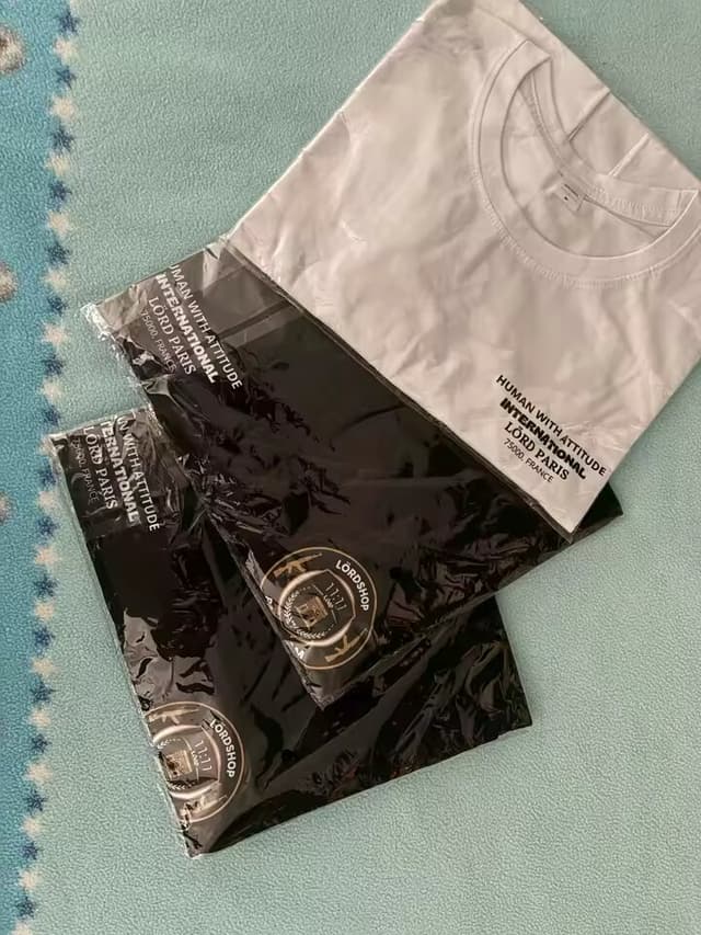 Customer photo 8
